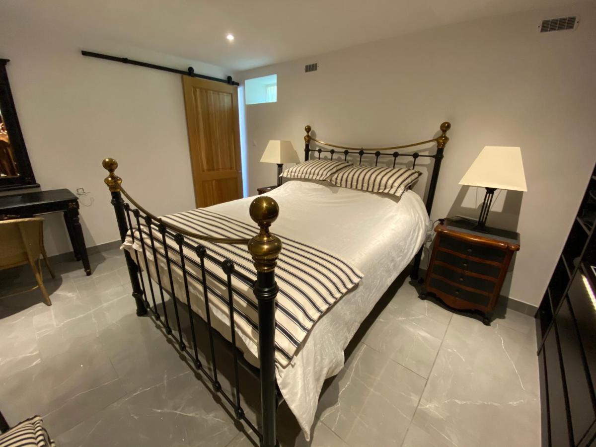 Amity. Exclusive Poolside Garden Apartment Sarlat-la-Caneda Luaran gambar