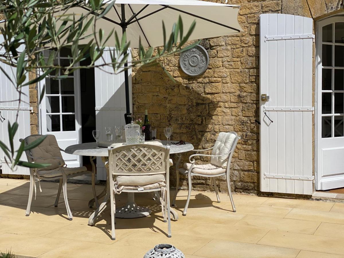 Amity. Exclusive Poolside Garden Apartment Sarlat-la-Caneda Luaran gambar